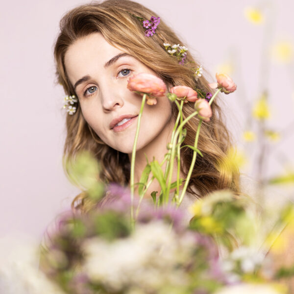 Nikkila Mann International Hair and Makeup Artist in Cape Town Beauty
